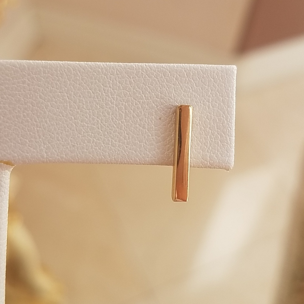 12mm 14k Yellow gold Bar Earrings push back - Picture 4 of 7
